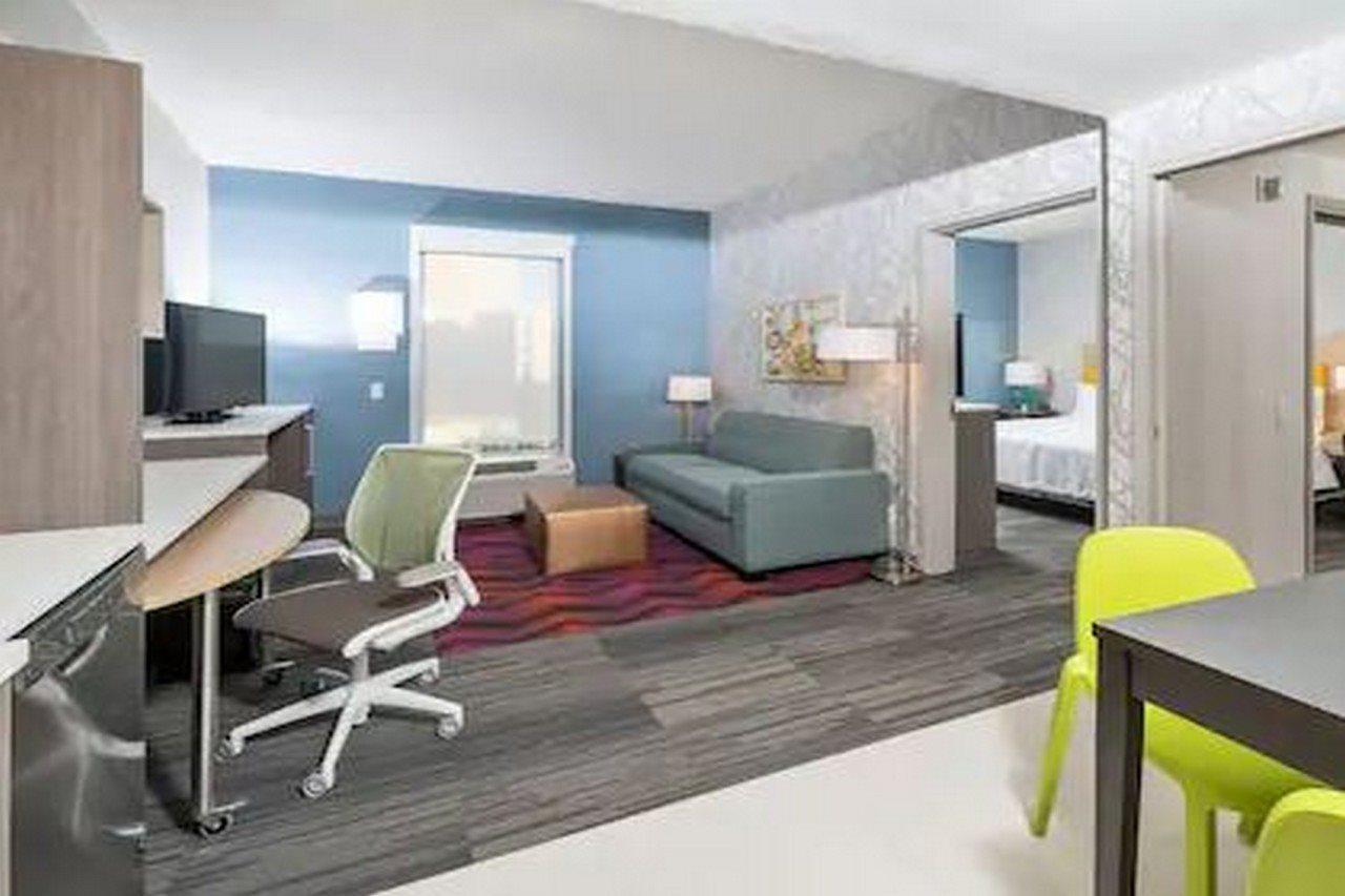 Home2 Suites By Hilton Newark Airport Exterior photo