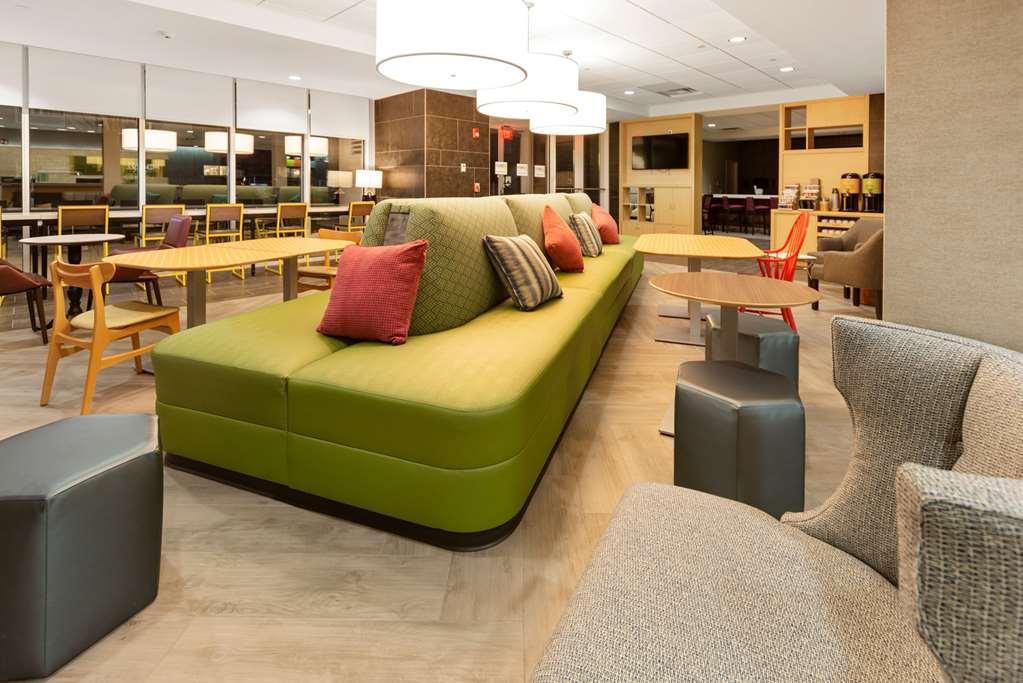 Home2 Suites By Hilton Newark Airport Interior photo